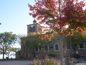 eglise saint pierre grigny